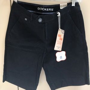 Dockers Bermuda shorts women’s